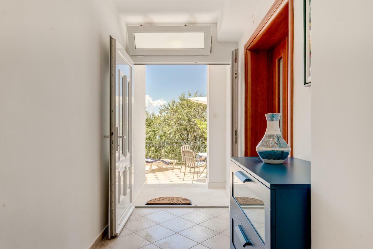 Apartmani Mirta Omiš Dış mekan fotoğraf