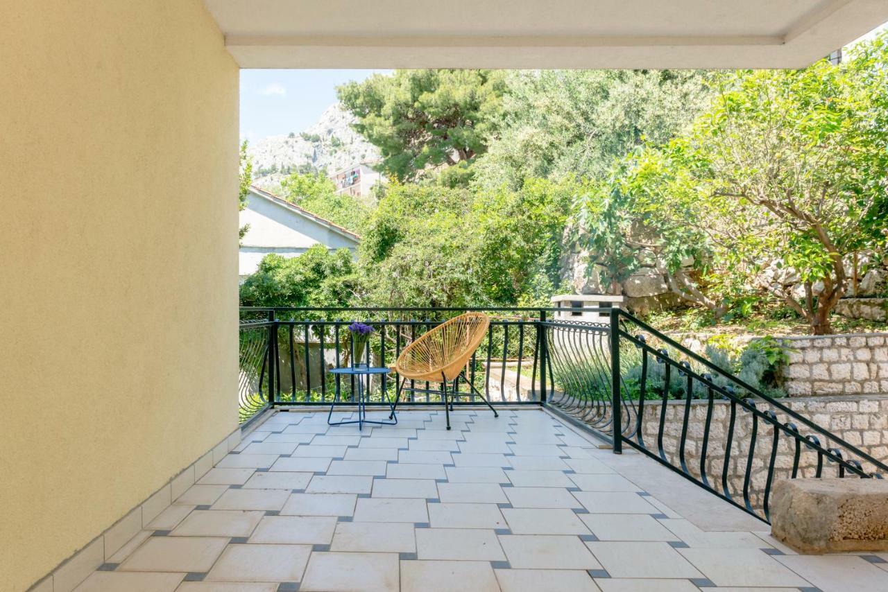 Apartmani Mirta Omiš Dış mekan fotoğraf